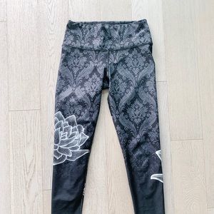 My Inner Fire Lotus Yoga Leggings SZ 6